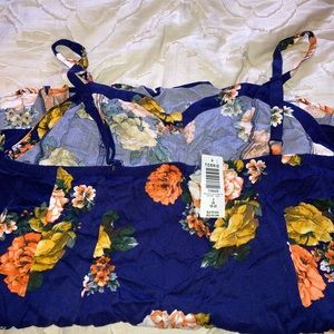 (2) Torrid floral button ups challis tops